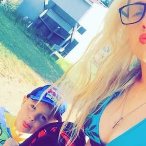 Meet your Posher, Alison